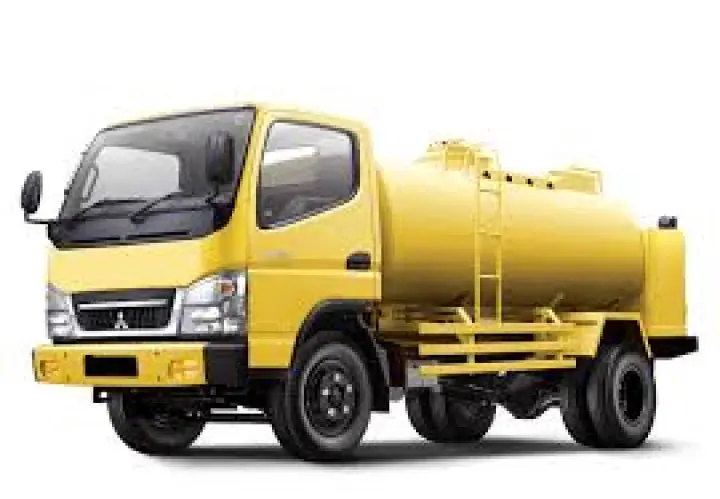 SEDOT WC SAMPAI HABIS di Nusa Dua